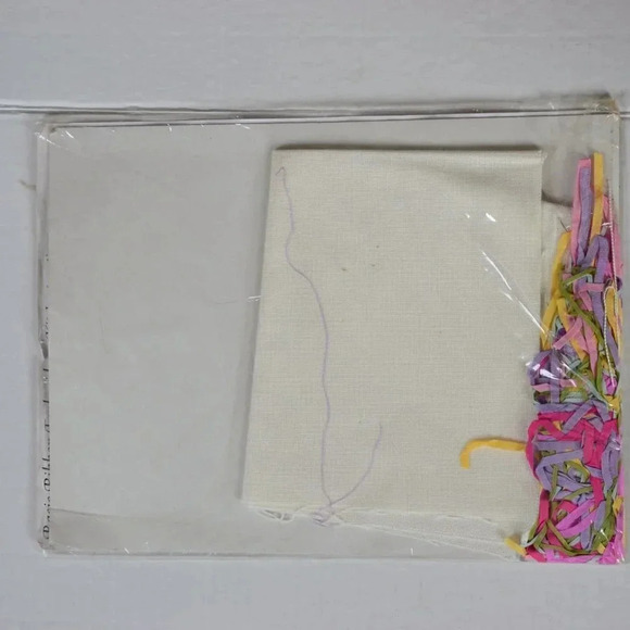 Vtg Ribbon Embroidery Kit - Picture 5 of 6